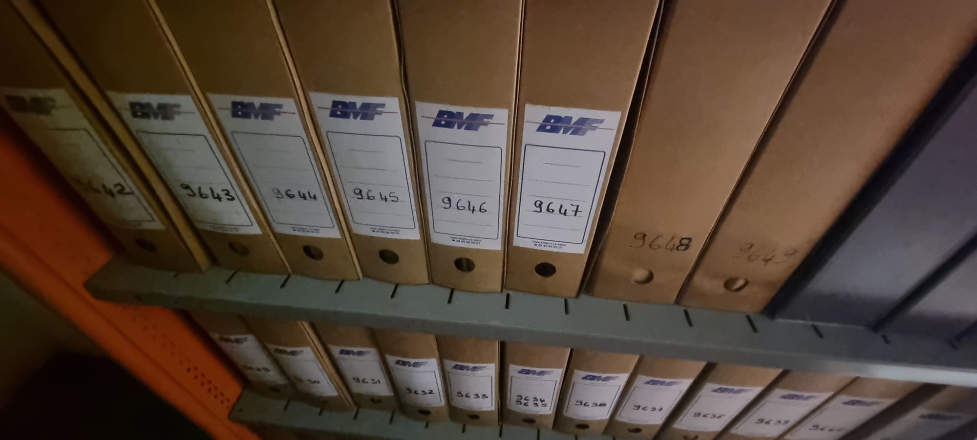 L'eau, ennemi des archives... 