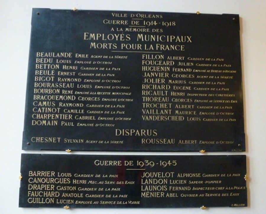 Plaque commémorative des employés municipaux morts pour la France