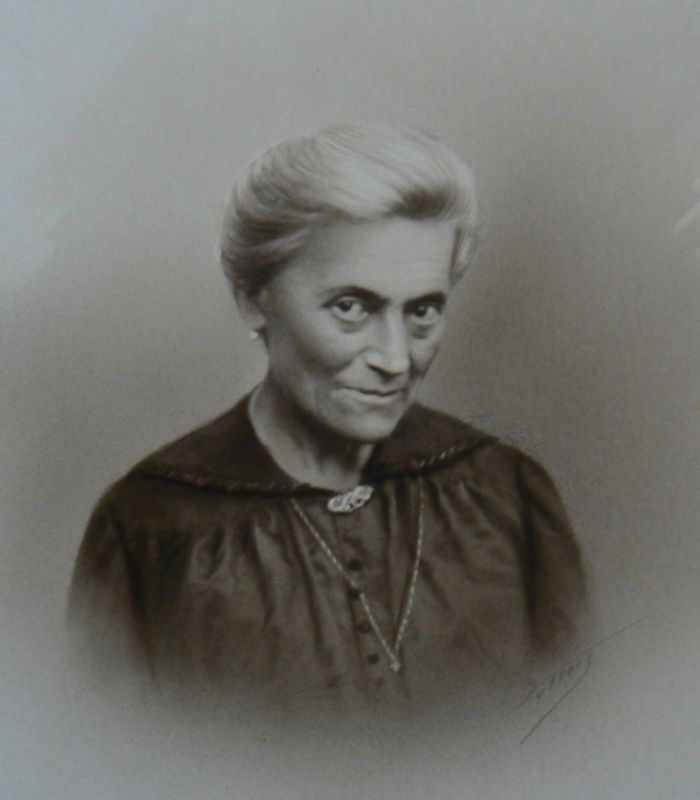 Berthe Brunet, épouse d'Henri Soudé (1862-1926)