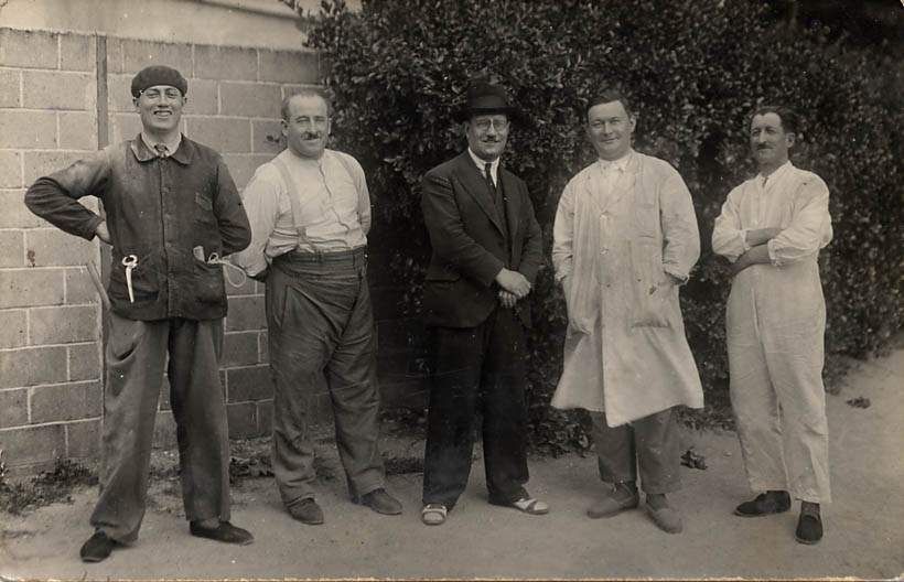 Des employés de la maison Audoux ?