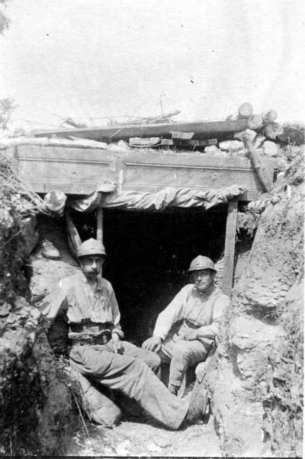 Militaires à Vailly (Aisne), sans date  (fonds Gaston Malard)