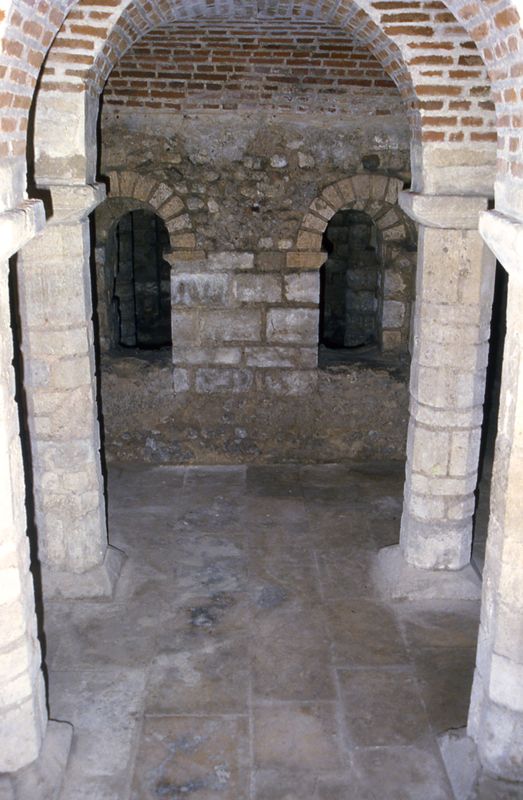 La crypte Saint-Avit